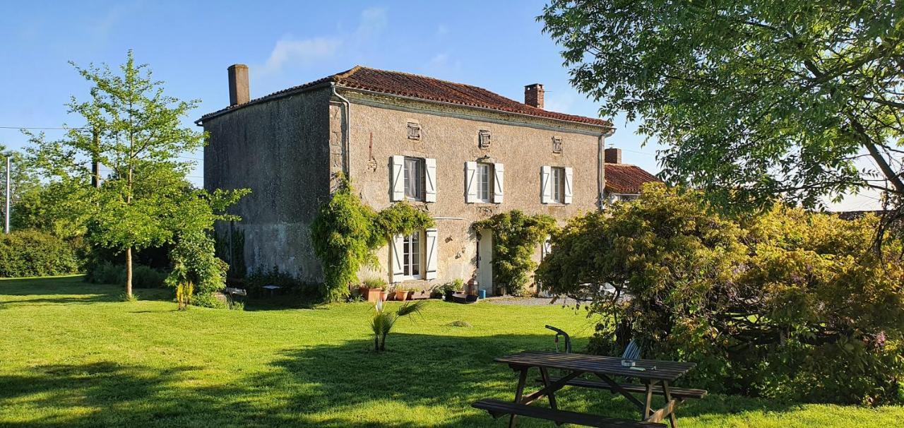 Wisteria House Chanteloup (Deux-Sevres) Exterior foto